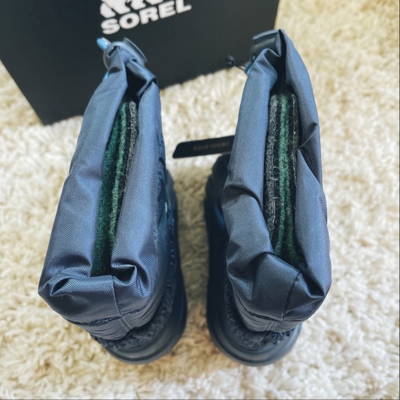 Sorel Resistant Snow Boot - Picture 6 of 6